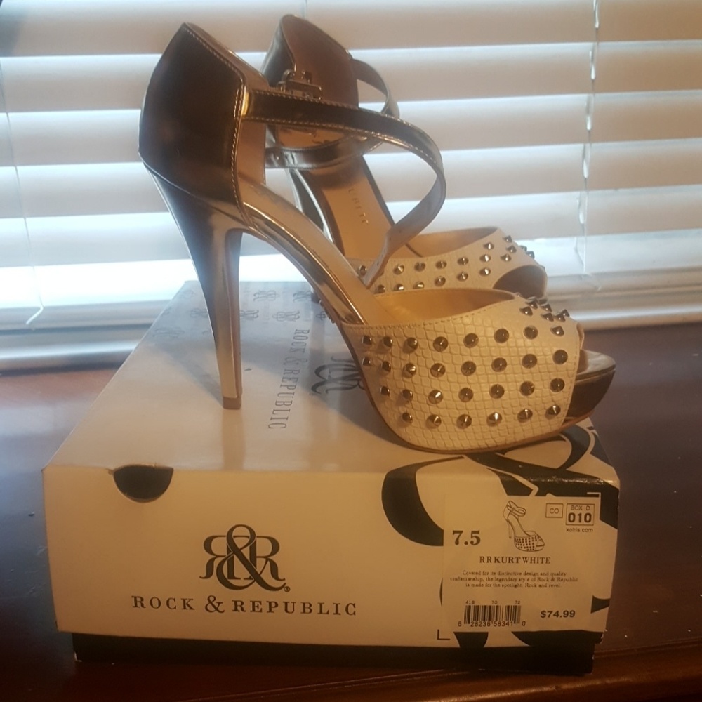 rock & republic beautiful pumps ...i used once